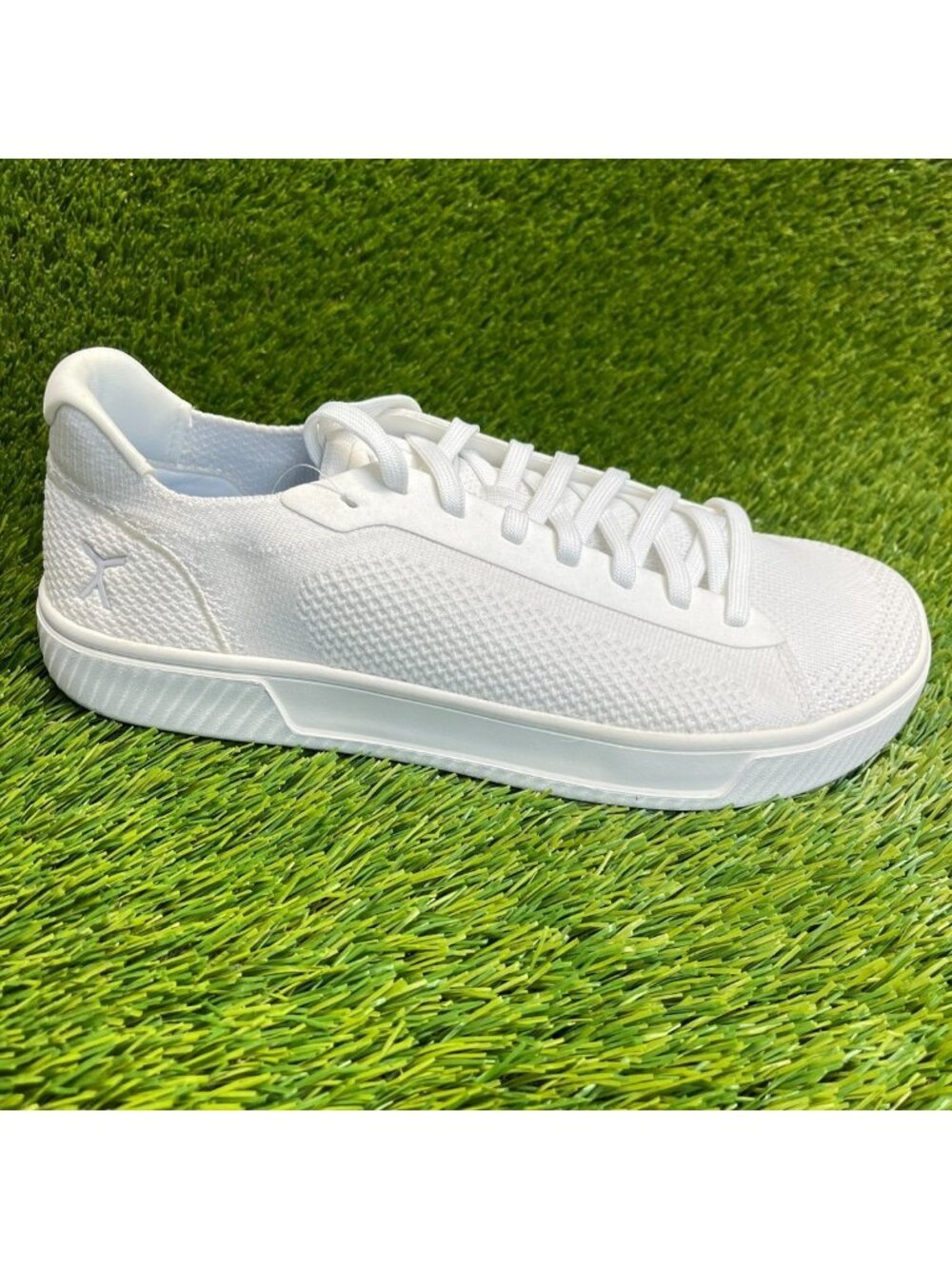Flux Footwear Adapt Trainer White Mens Size 10.5 Athletic Knit Shoes Sneakers